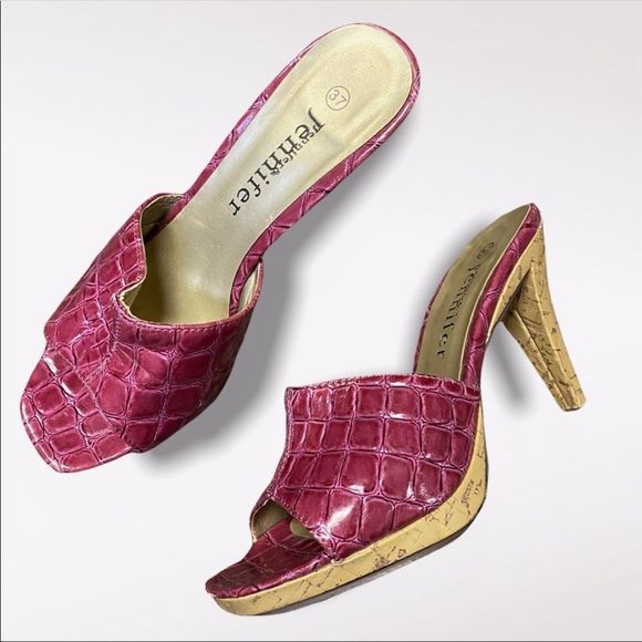 Jennifer & JENNIFER | Reptile Skin Style Square Toed Heels - Picture 2 of 10